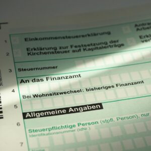 Formularz niemieckiego zeznania podatkowego Einkommensteuererklärung składany do Finanzamt